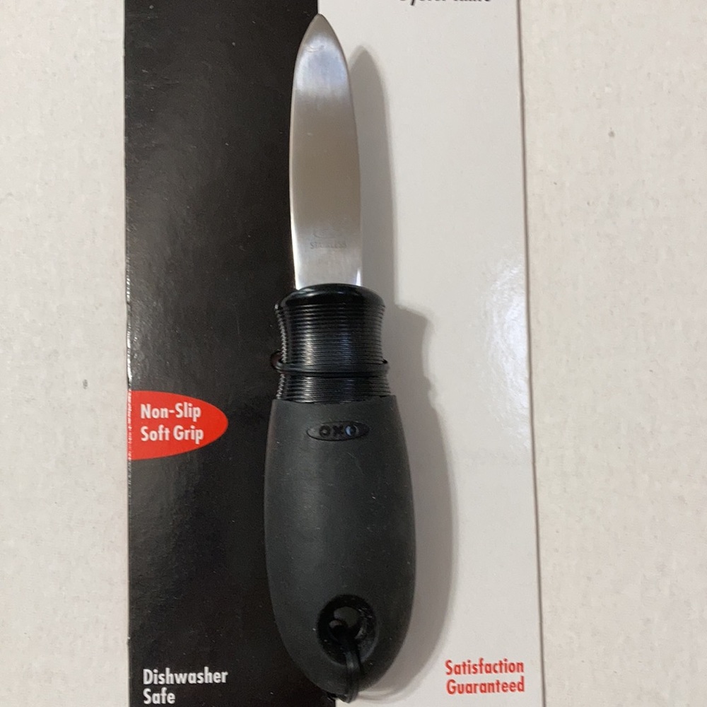 NWT OXO Good Grips Oyster Knife